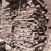 خرید و فروش انواع چوبهای ساختمانی